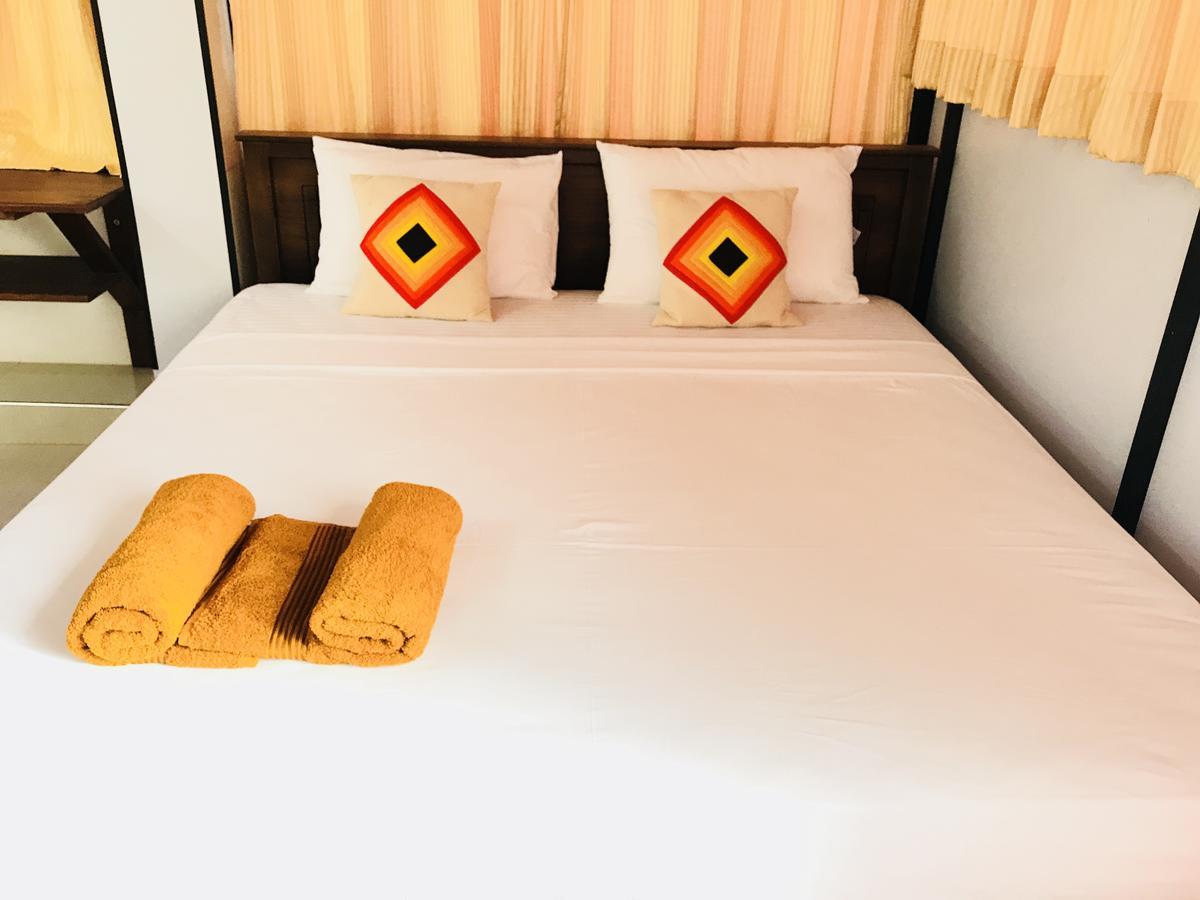 Lake City Resort Anuradhapura Exterior photo