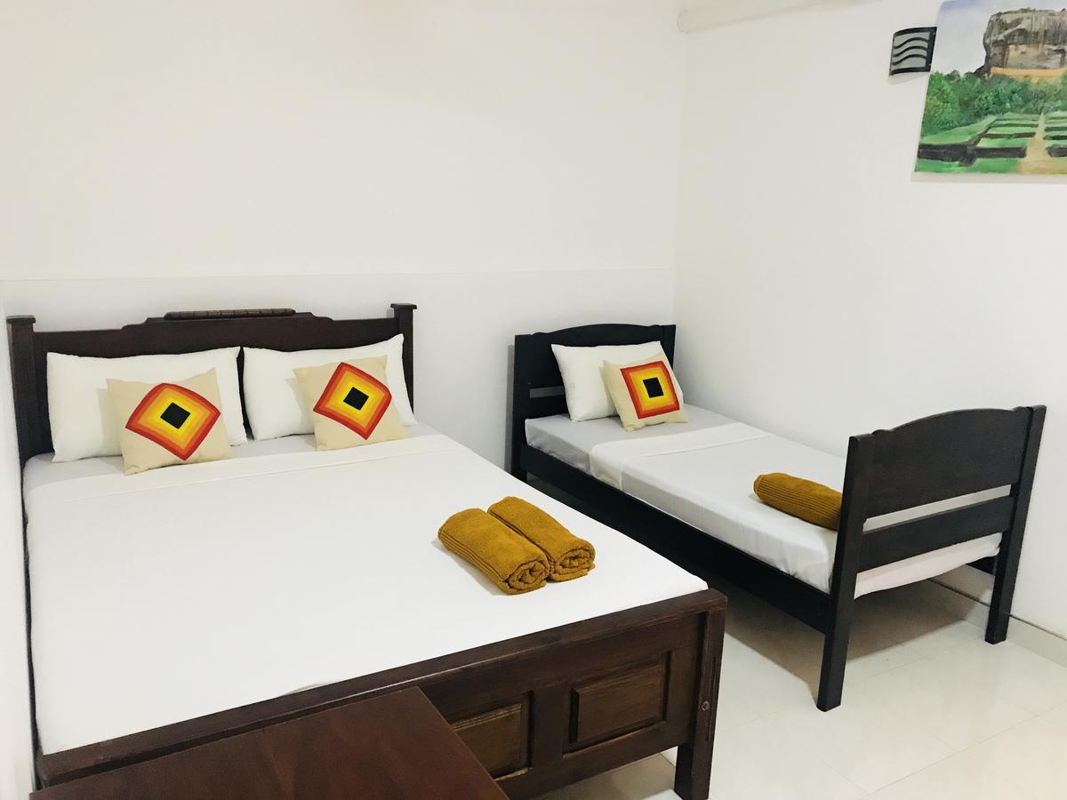 Lake City Resort Anuradhapura Room photo